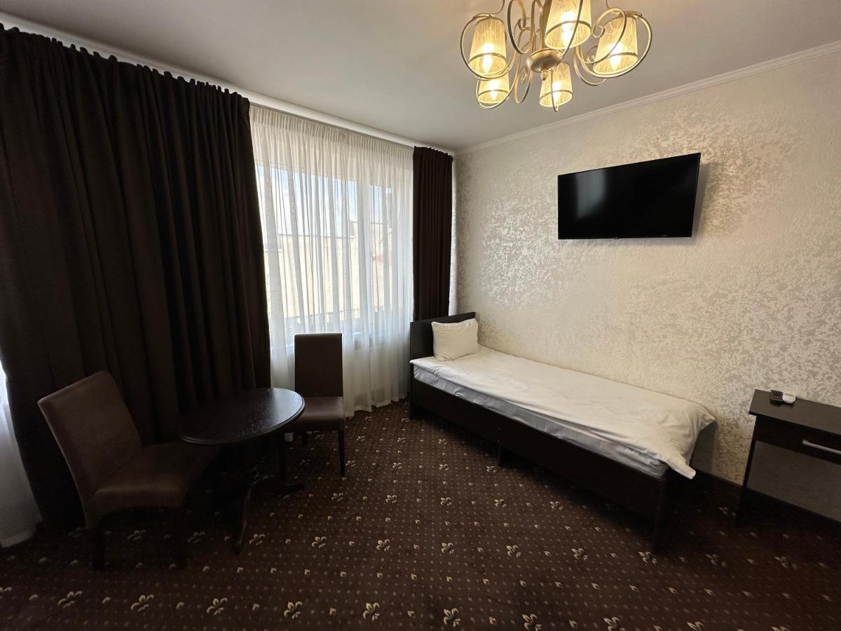 Hotel Merry Club Maliye Khutora ภายนอก รูปภาพ